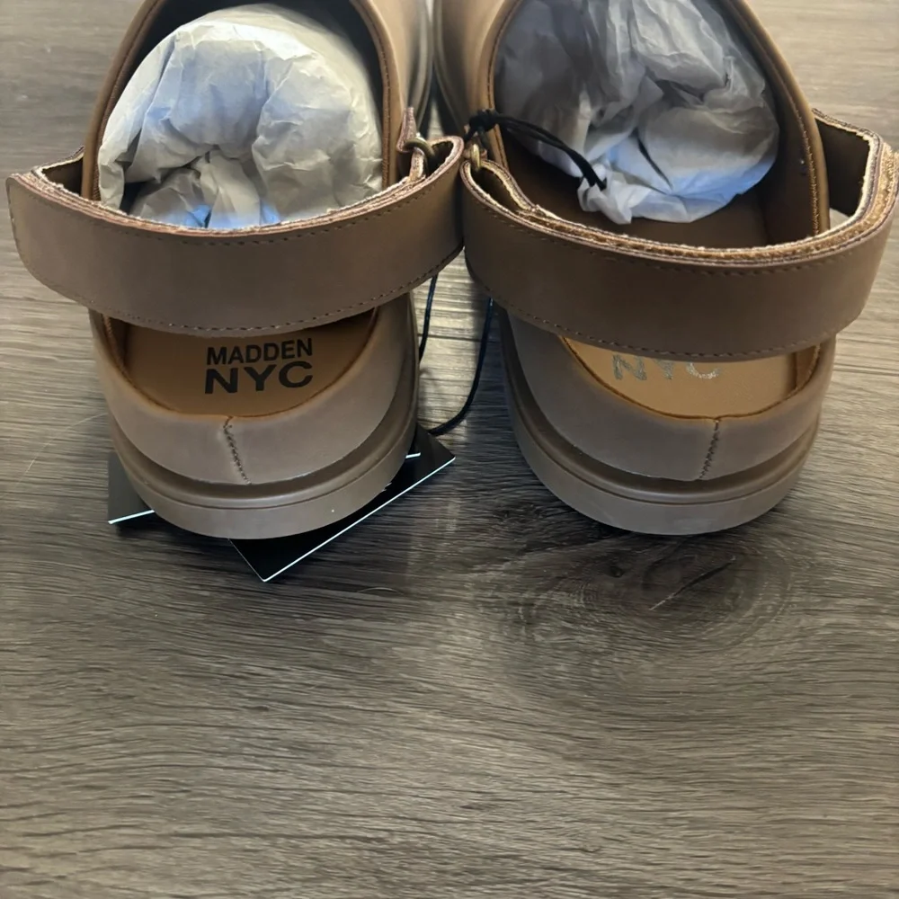 Madden NYC Tan Milo’s Slip-On Clogs in Cognac - Picture 4 of 12